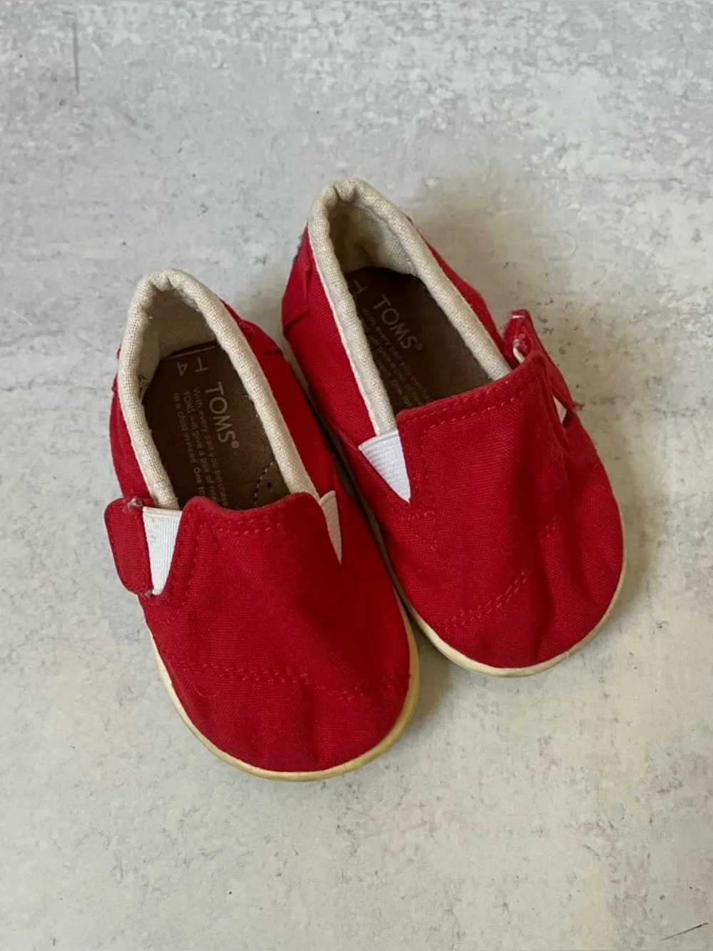 Kids TOMS Classic Shoes Red 4 Unisex